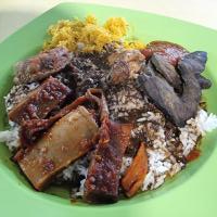 Food at Lima Permata